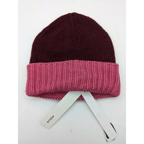 AQUA Women's Pink Beanie - 100% Bloomingdale's Exclusive NWT - Picture 2 of 3